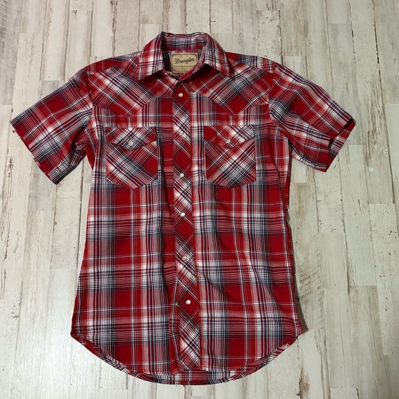 Wrangler Other - Wrangler Red Plaid Men's Shirt Small